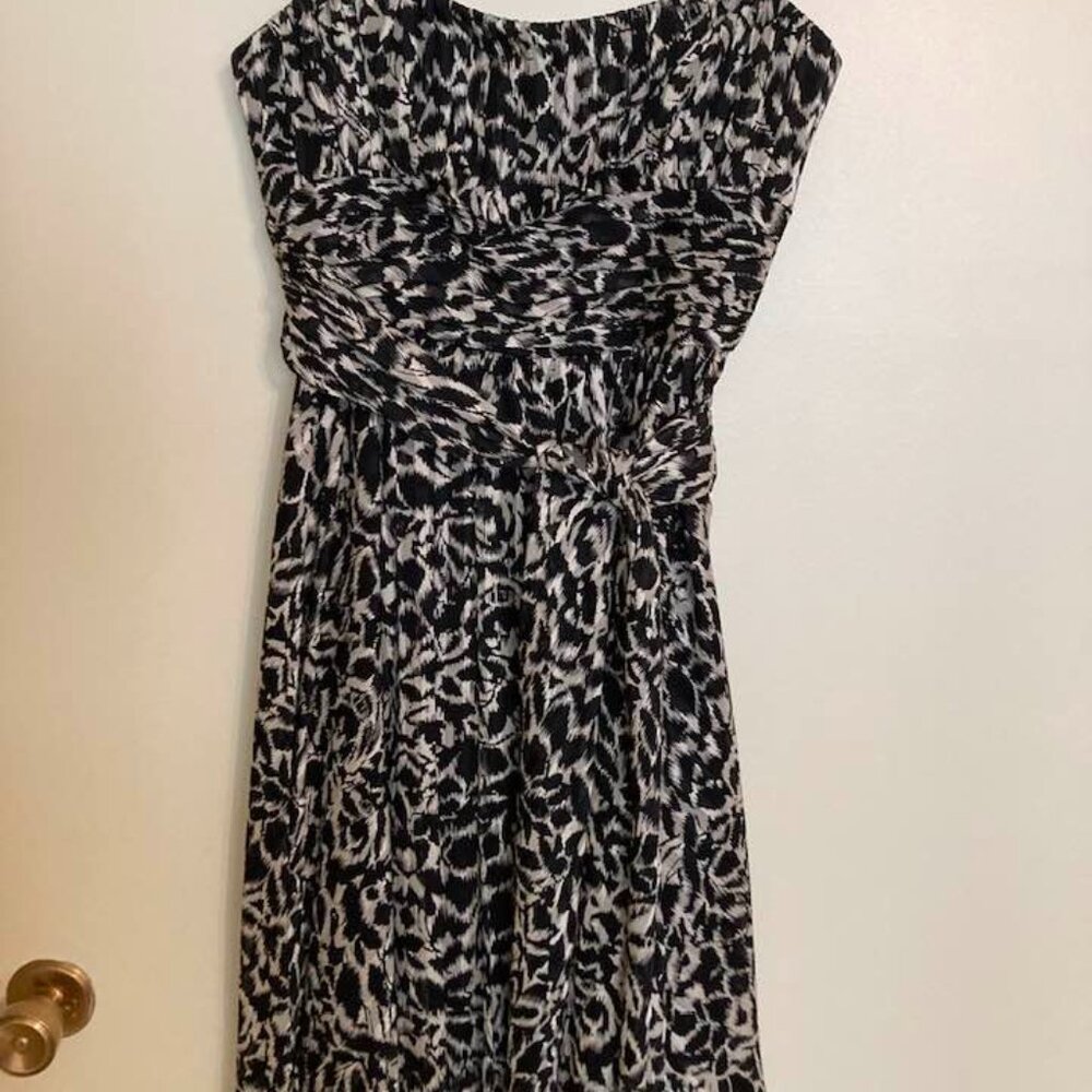 BCBG MaxAzria Strapless Cocktail size 6